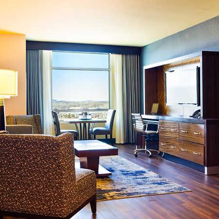 Apache Casino Hotel Lawton Bagian luar foto