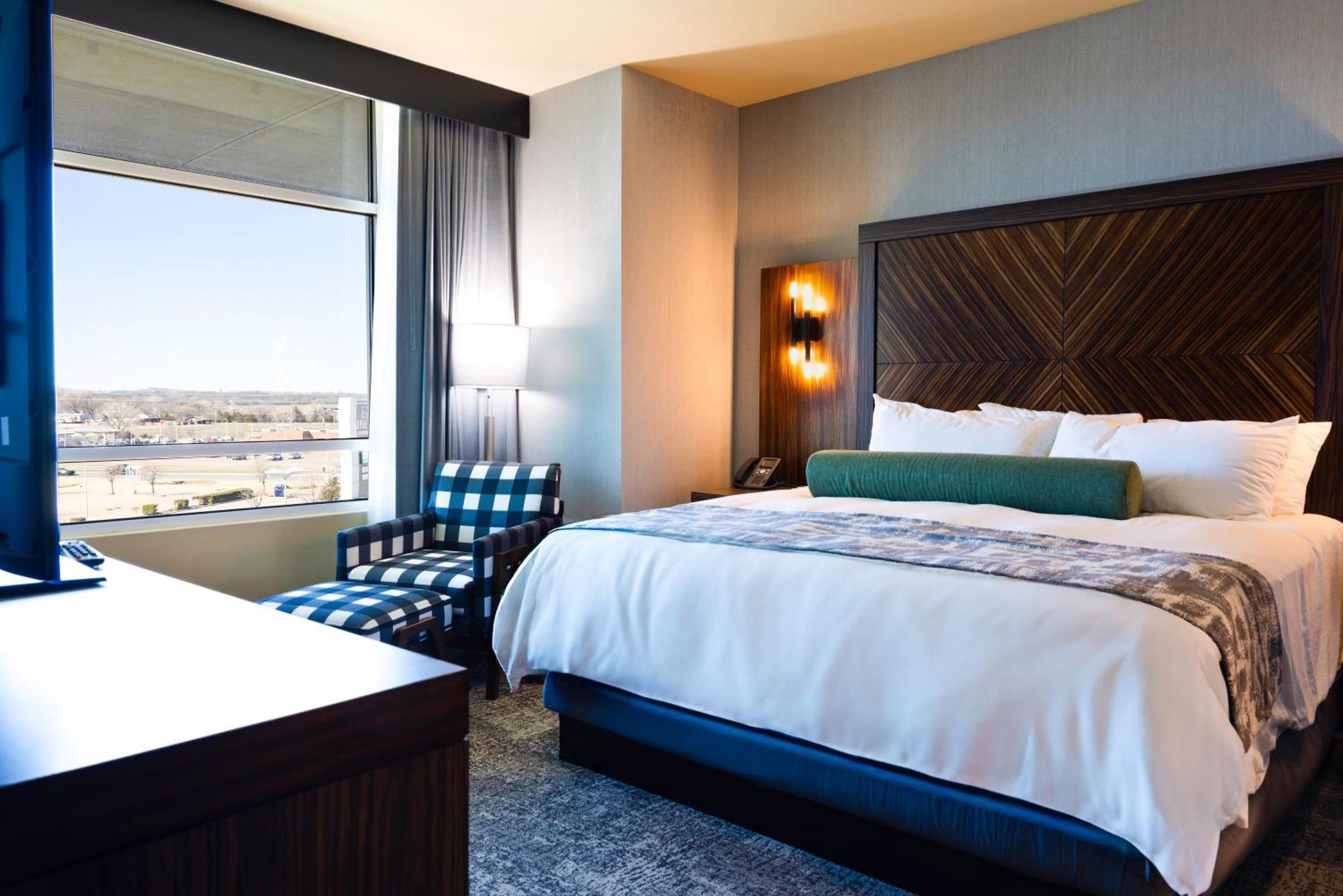 Apache Casino Hotel Lawton Bagian luar foto
