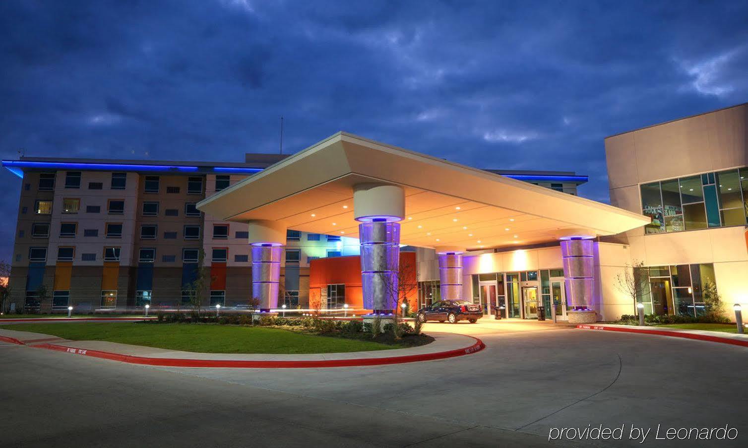 Apache Casino Hotel Lawton Bagian luar foto