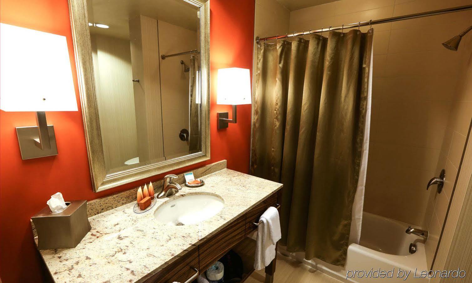 Apache Casino Hotel Lawton Bagian luar foto