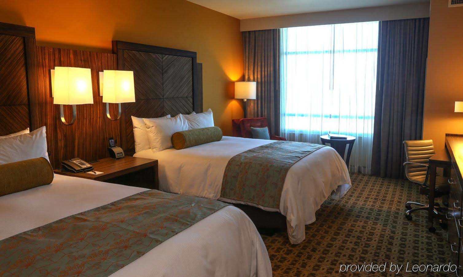 Apache Casino Hotel Lawton Bagian luar foto