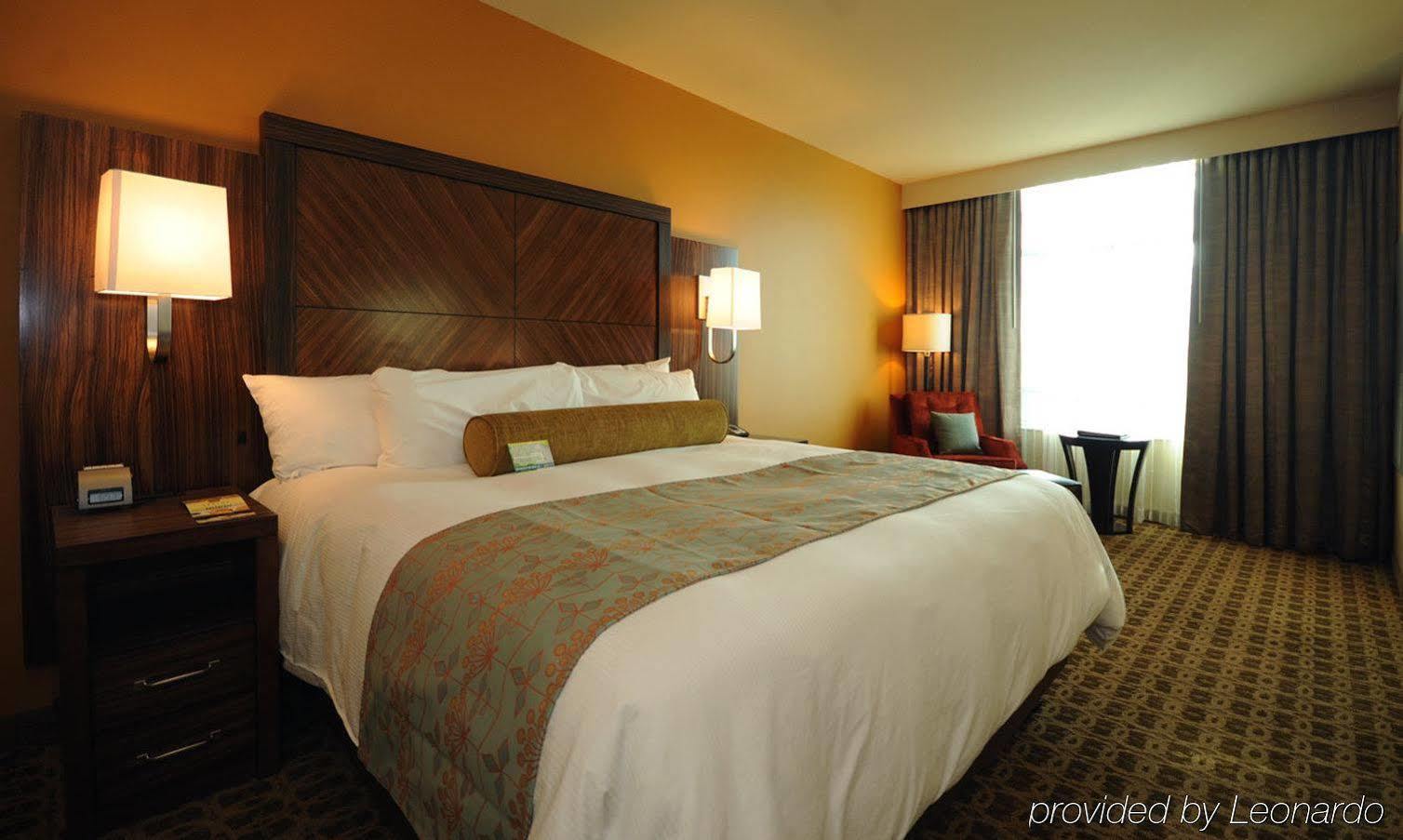 Apache Casino Hotel Lawton Bagian luar foto