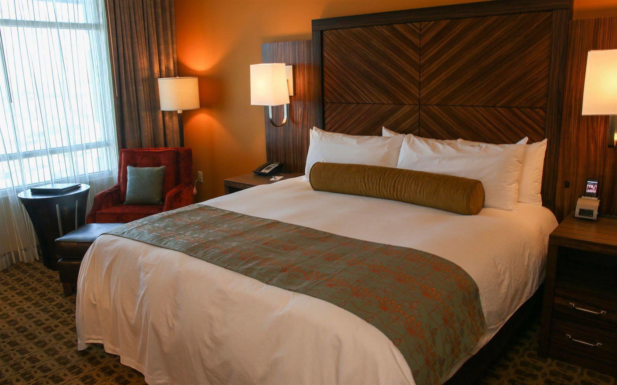 Apache Casino Hotel Lawton Bagian luar foto