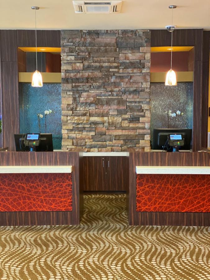 Apache Casino Hotel Lawton Bagian luar foto
