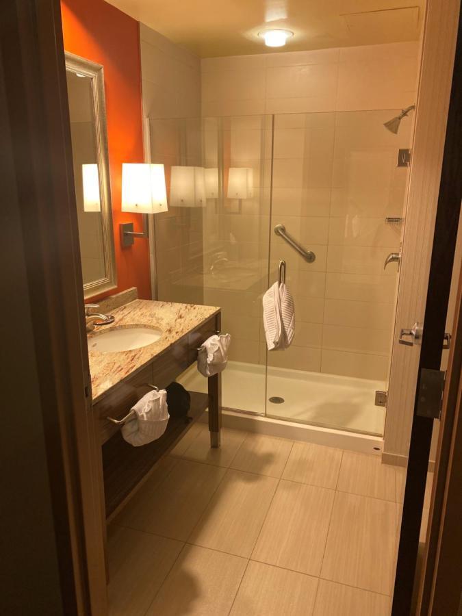 Apache Casino Hotel Lawton Bagian luar foto